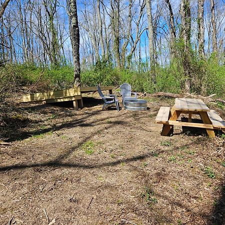 Cardinal Cove Campsite At Hocking Vacations - Tent Not Included 로건 외부 사진
